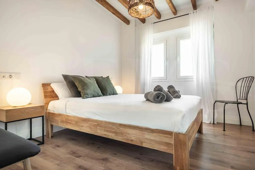 Modern Apartment Next To The Cervantes Theatre By Rems Málaga 0*,  Spanje