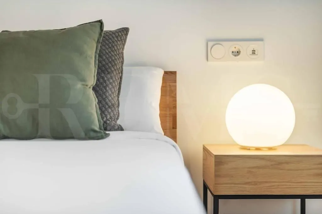 Modern Apartment Next To The Cervantes Theatre By Rems Málaga
